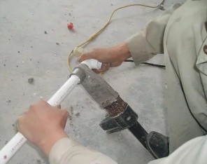 鹰潭漏水维修电话